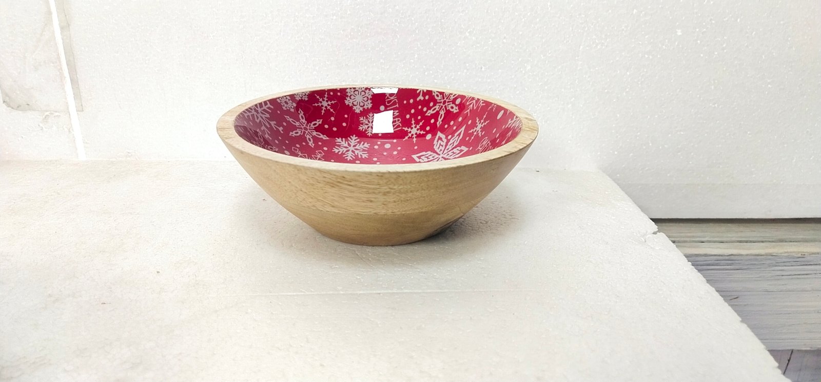 Wooden salad and serving bowl gallery image